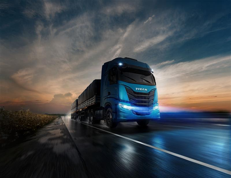 IVECO S-Way llega a Argentina con tecnología Euro VI - Mercado Vial TV